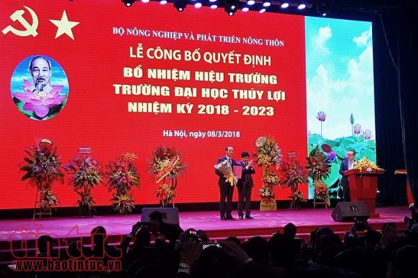 Trường Đại học Thủy lợi bổ nhiệm hiệu trưởng mới ảnh 1